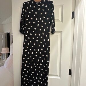 Alice + Olivia beautiful long dress